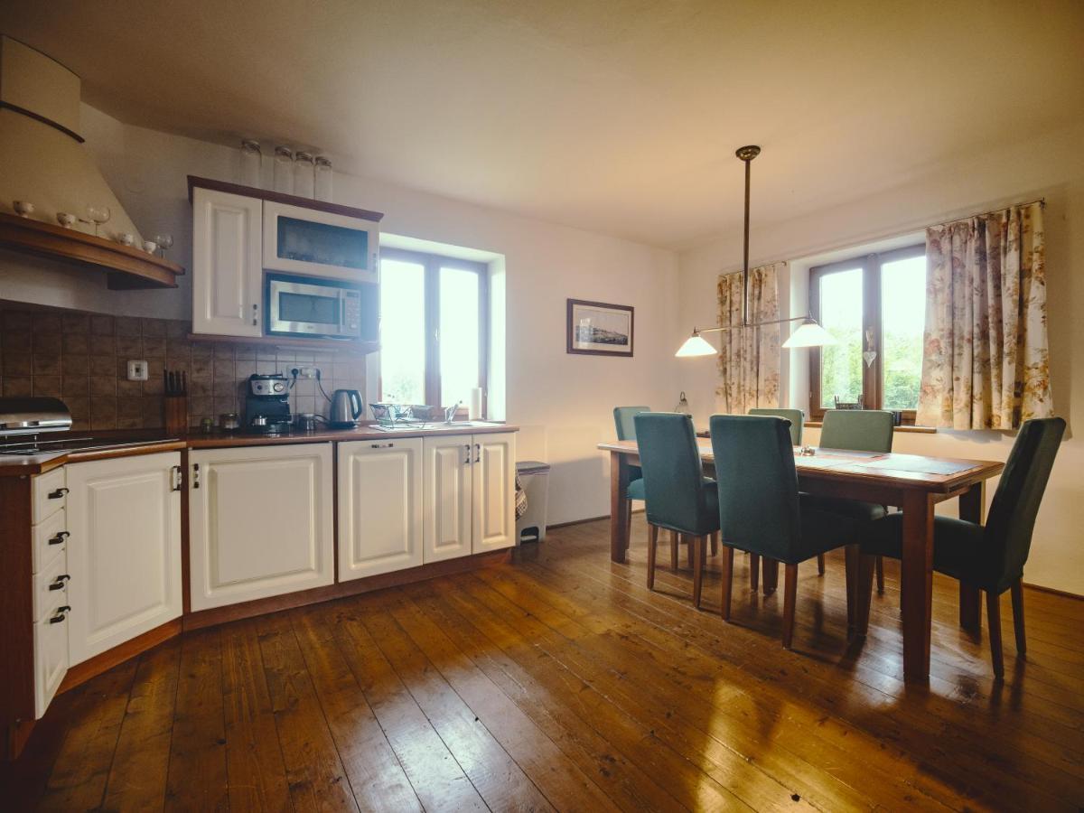 Cottage Bara Božanov Eksteriør billede